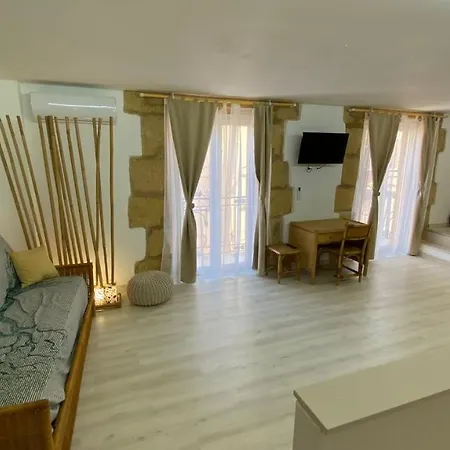 Greek Temple Apartment *