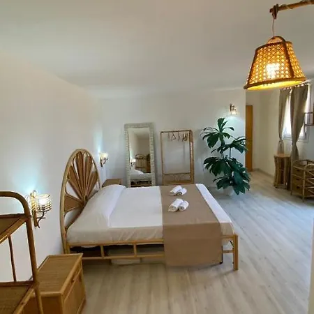 Apartment Greek Temple